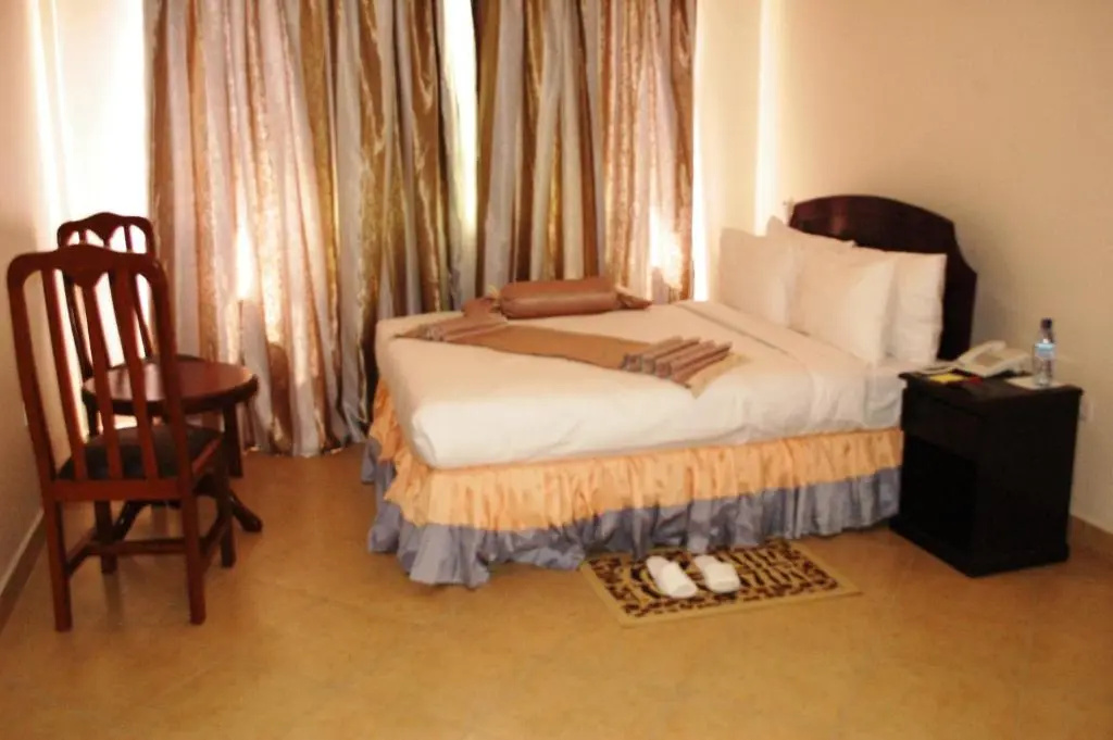 The Grace Land Hotel - Chambres