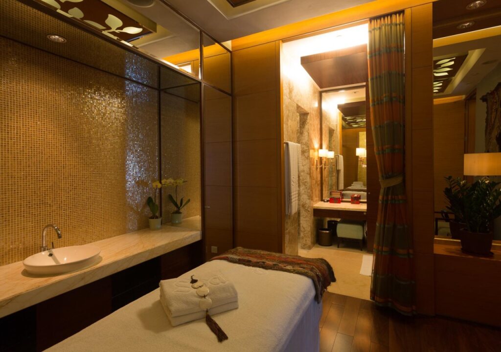 Futian Shangri-La, Shenzhen by null