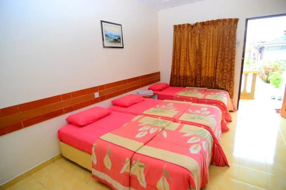 Purnama Beach Resort