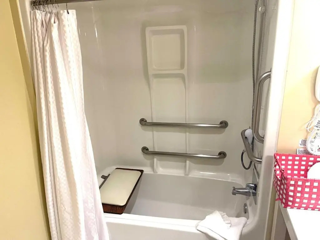 Metro Points Hotel - Chambres