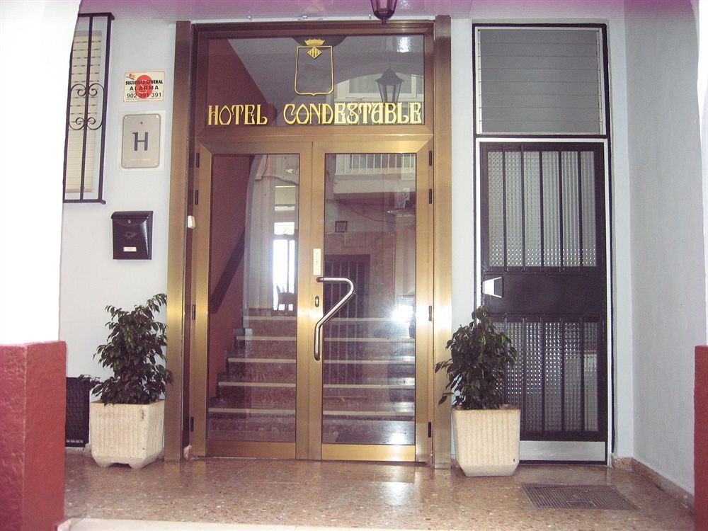Hotel Condestable by null