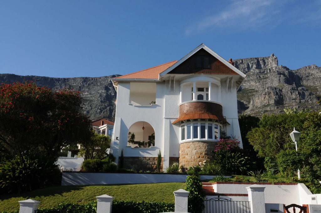 Abbey Manor Luxury Guesthouse