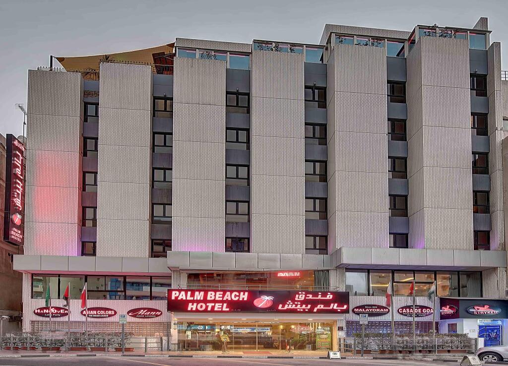 Palm Beach Hotel