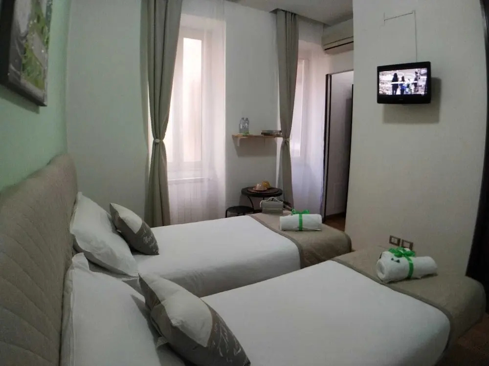 Standard Double room (full double bed)
