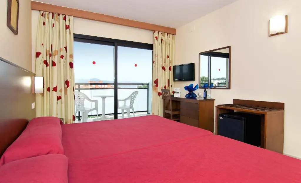 Hotel Puente Real - Chambres
