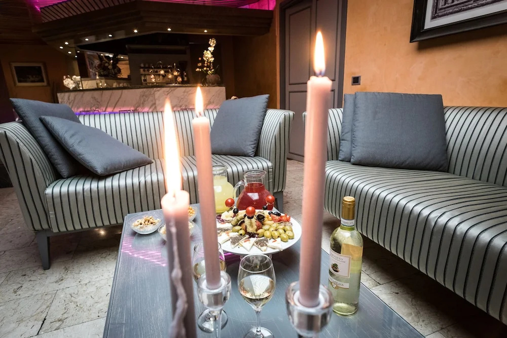 Hotel photo 12