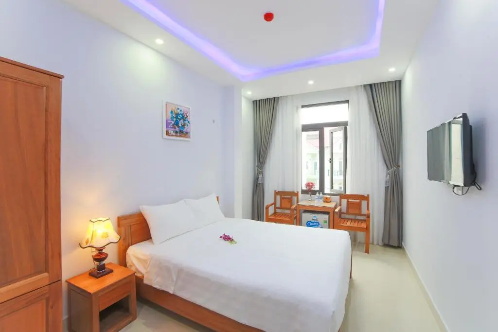 Standard Double room with garden view (full double bed)