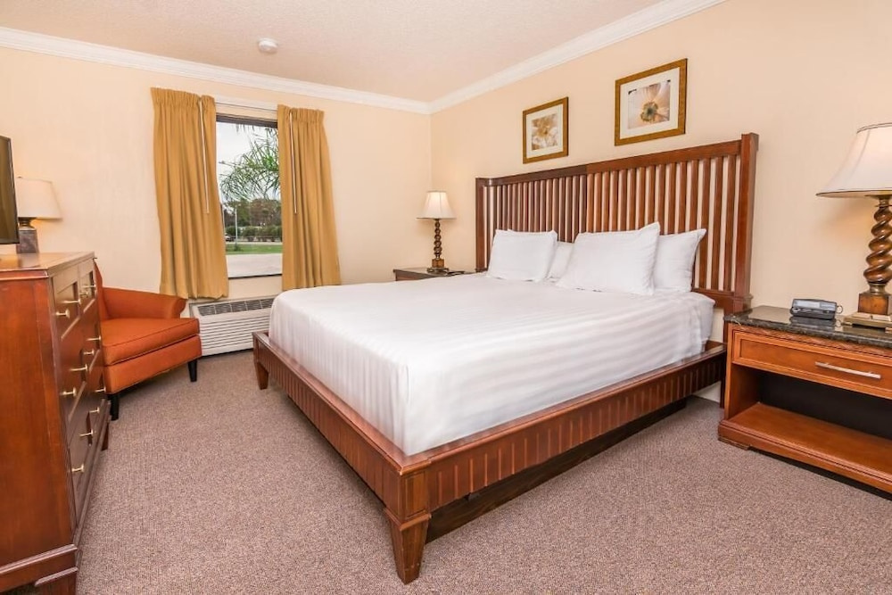 Classic Double room (full double bed)