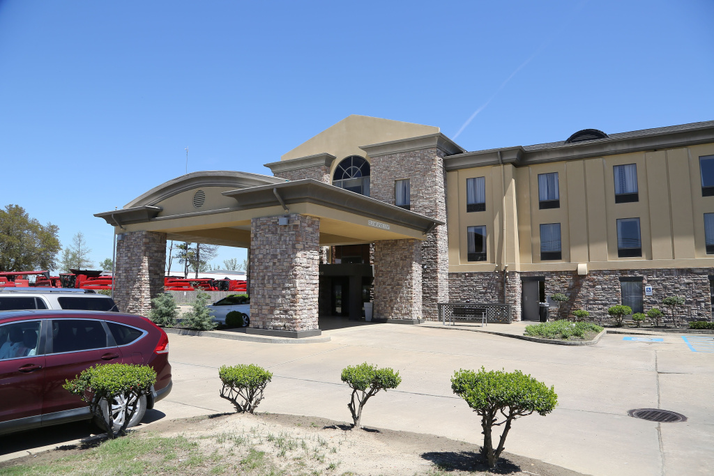 Holiday Inn Express Hotel & Suites Cleveland by IHG