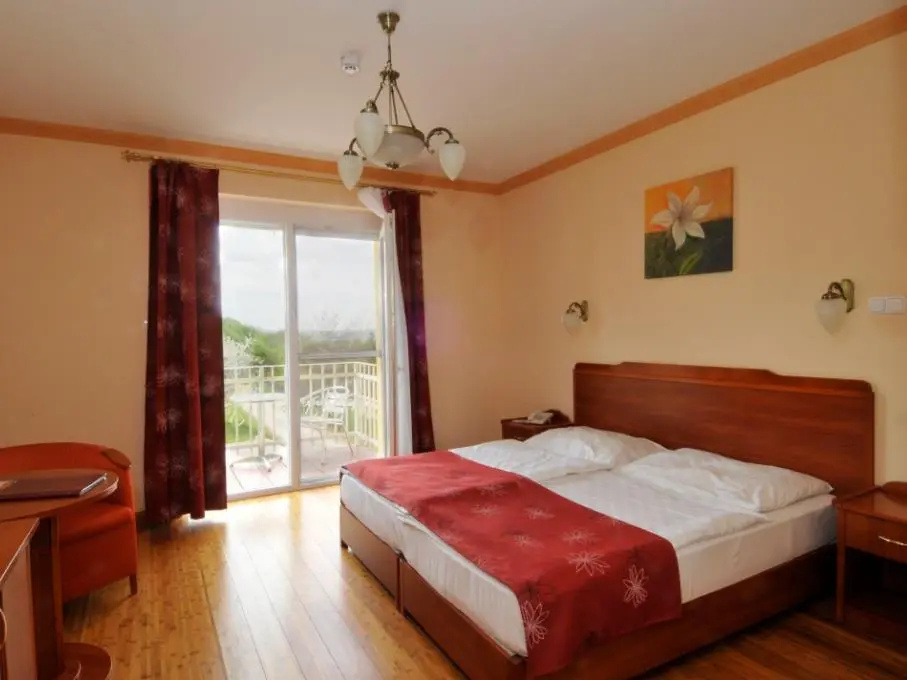 Fried Castle Hotel and Restaurant - Chambres