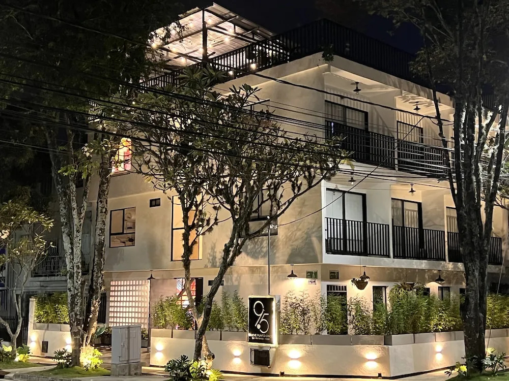 Hotel 9.5 San Fernando