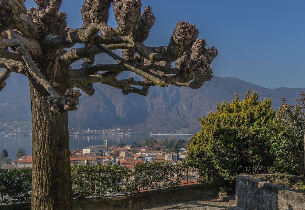 Infinity Lake View in Mandello del Lario