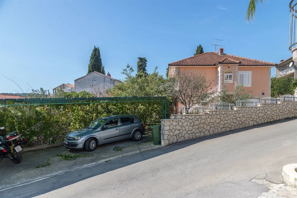 Apartment Dragan