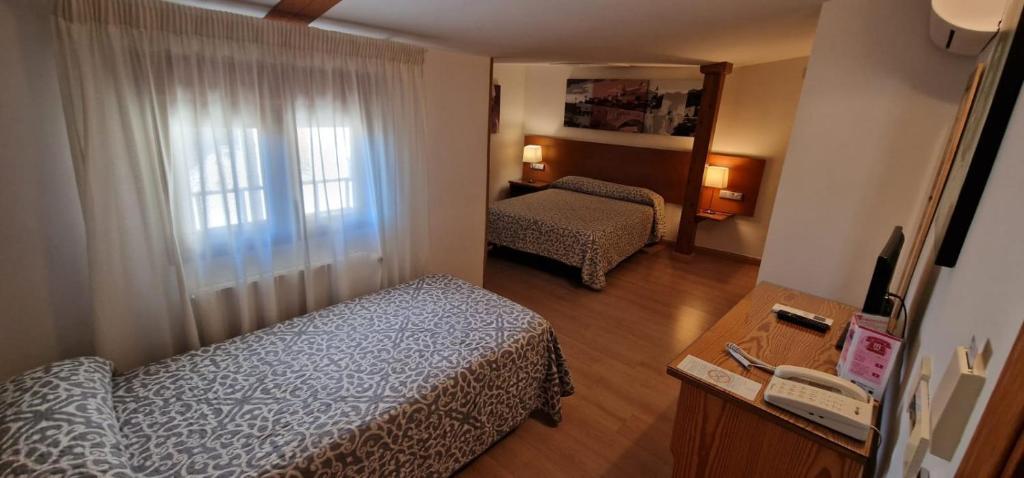 Hostal Santo Tomé by null