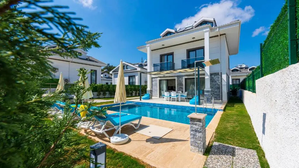 Hisar 2 - 4 Bedroom Holiday Villa in Hisarönü