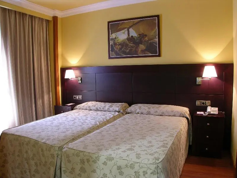 Triple room