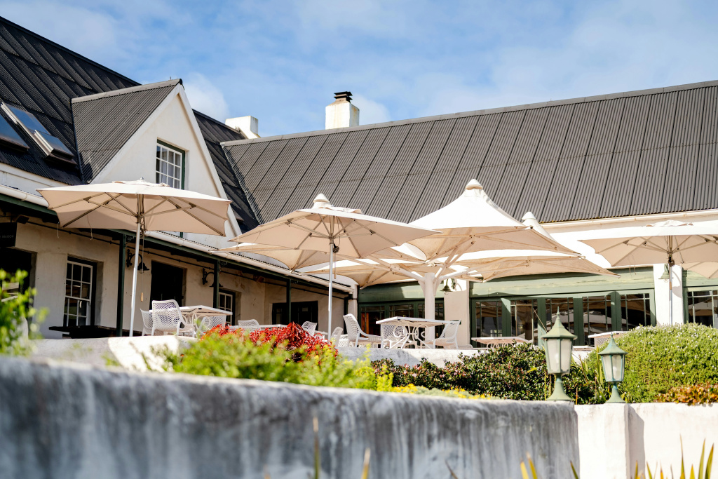 The Farmhouse Hotel - Général