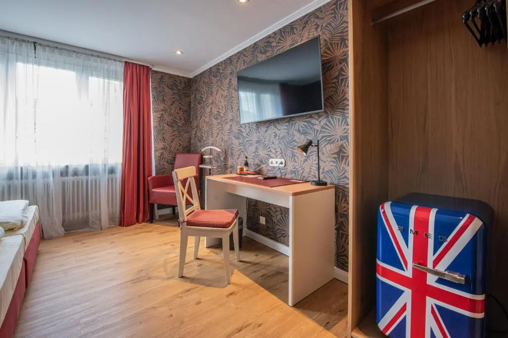 Standard Double room (full double bed)
