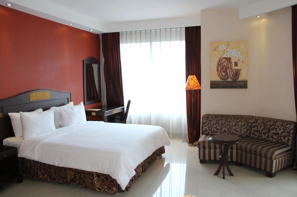 Superior Double room (full double bed)