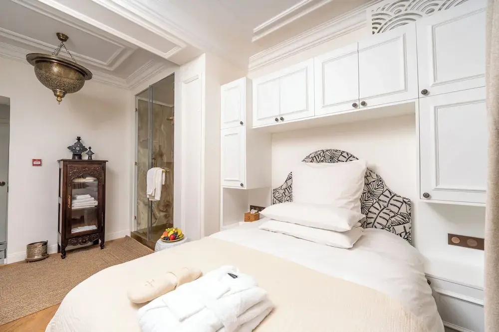 Classic room