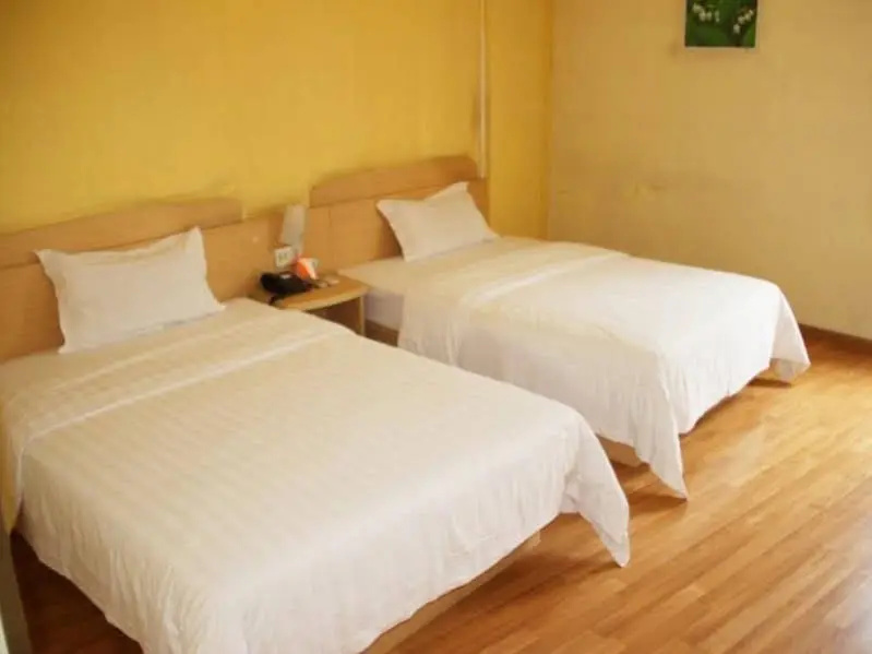 7 Days Inn Chongqing Caiyuanba Railway Station Branch