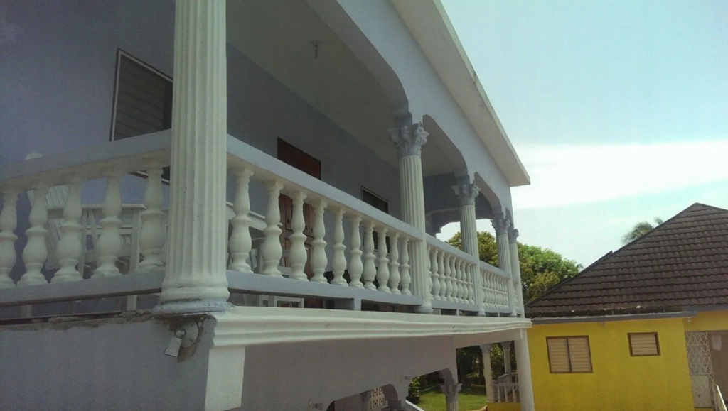 Pimento Studio Apartment