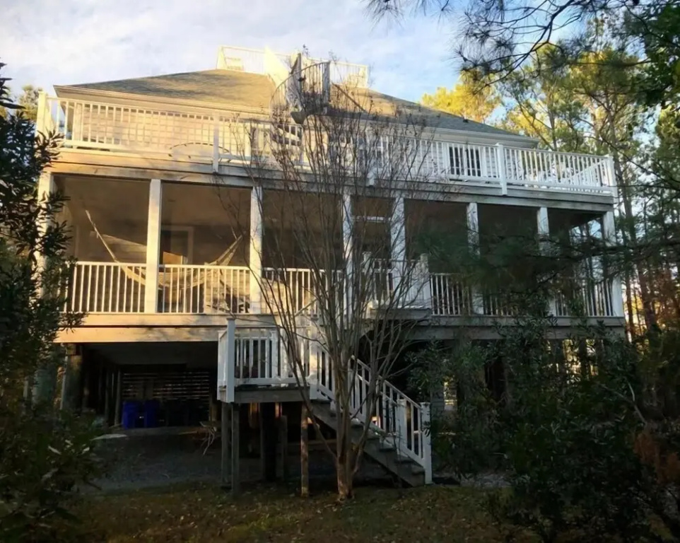 Cardinal Lane 15