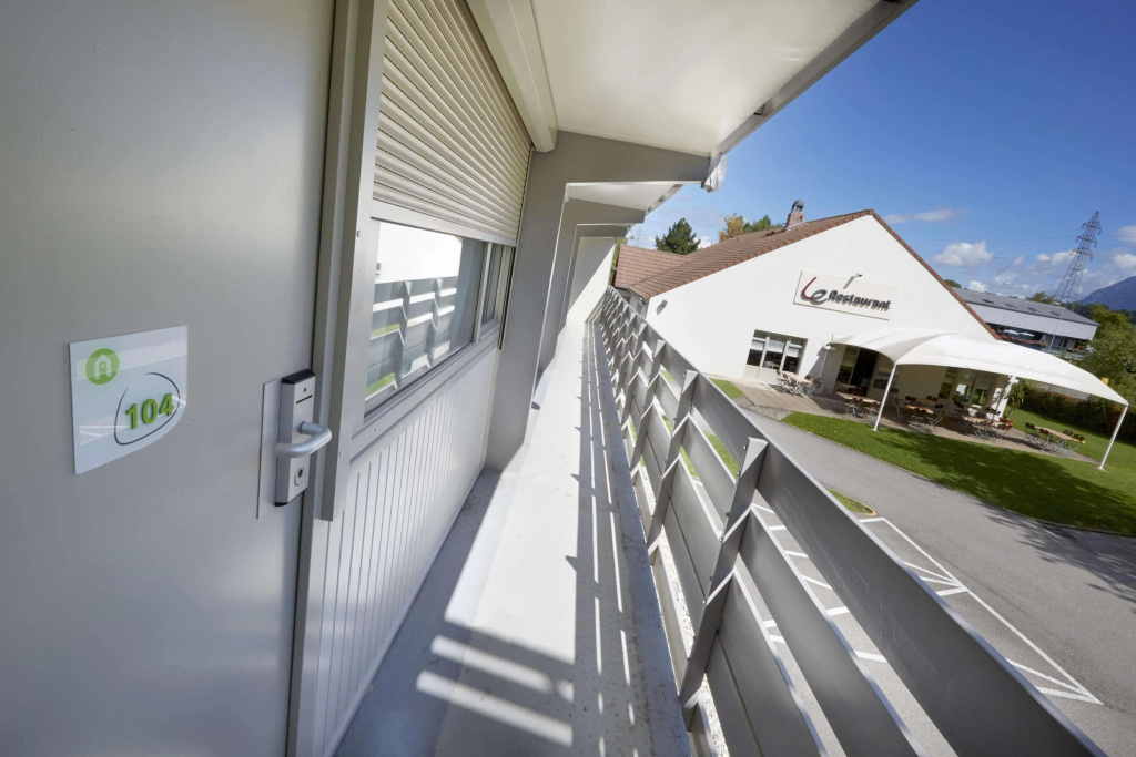 Balcony & Terrace