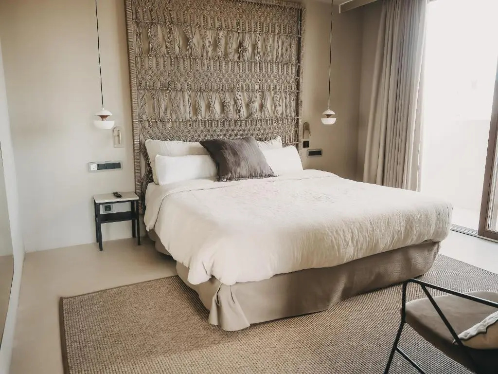 Suite with balcony