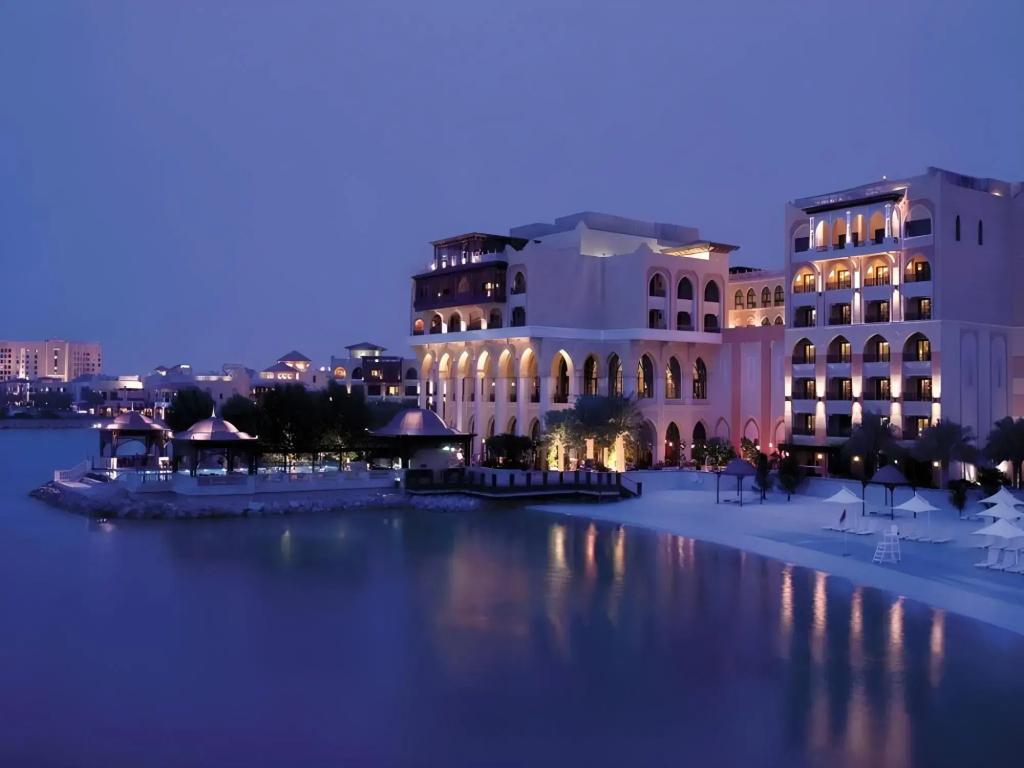 Shangri-La Hotel Apartments Qaryat Al Beri - фото 29