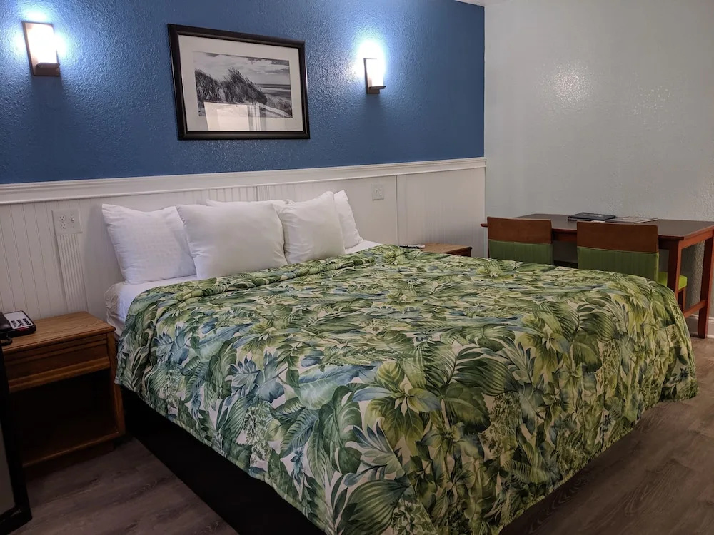 Economy room