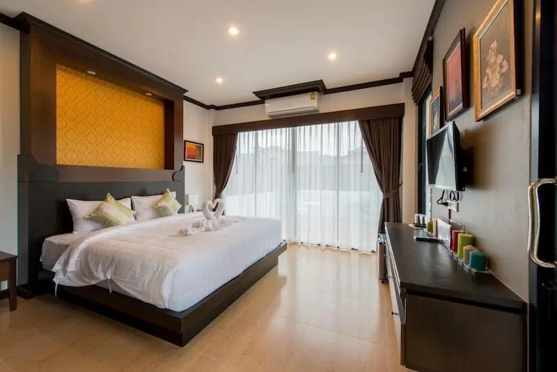 The sea aonang pool villa