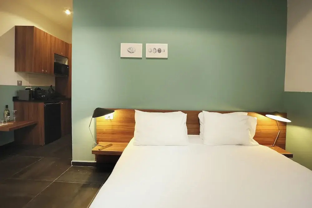 Standard Double room with balcony (full double bed)