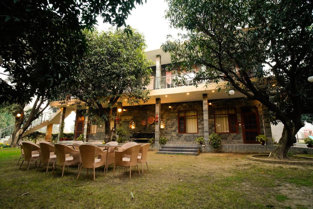 Kailash Farms Earthen Life - Chambres