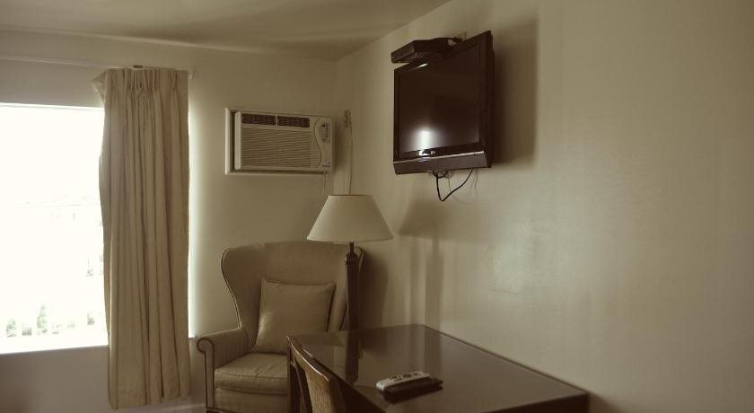 Spindrift Motel by null