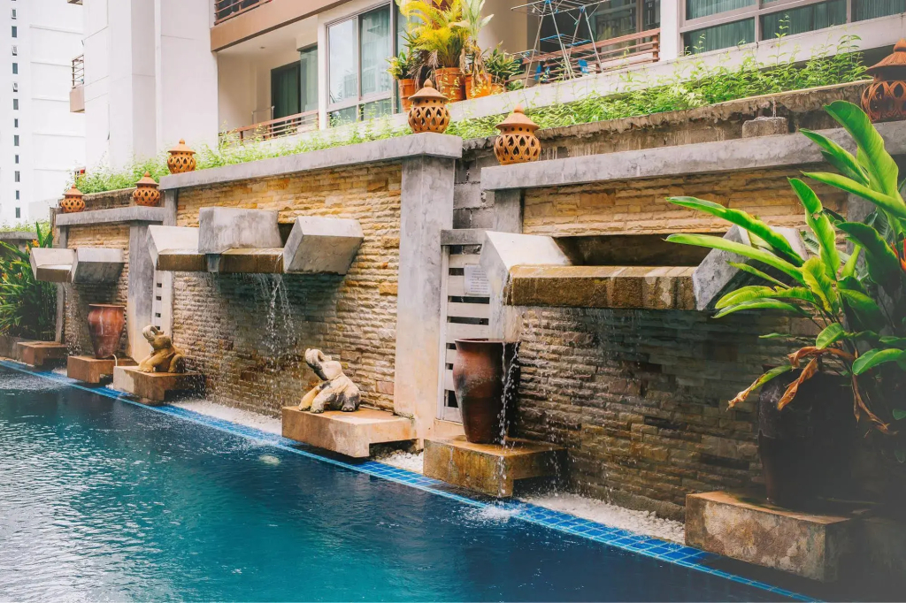pool