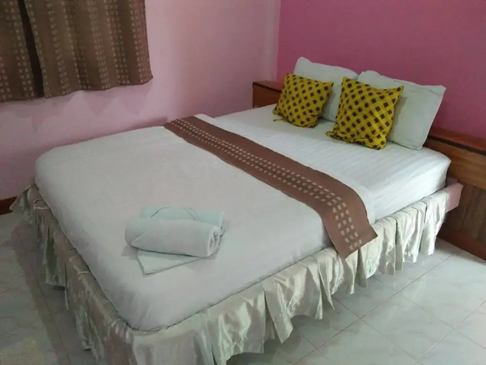 Standard Double room with balcony (full double bed)