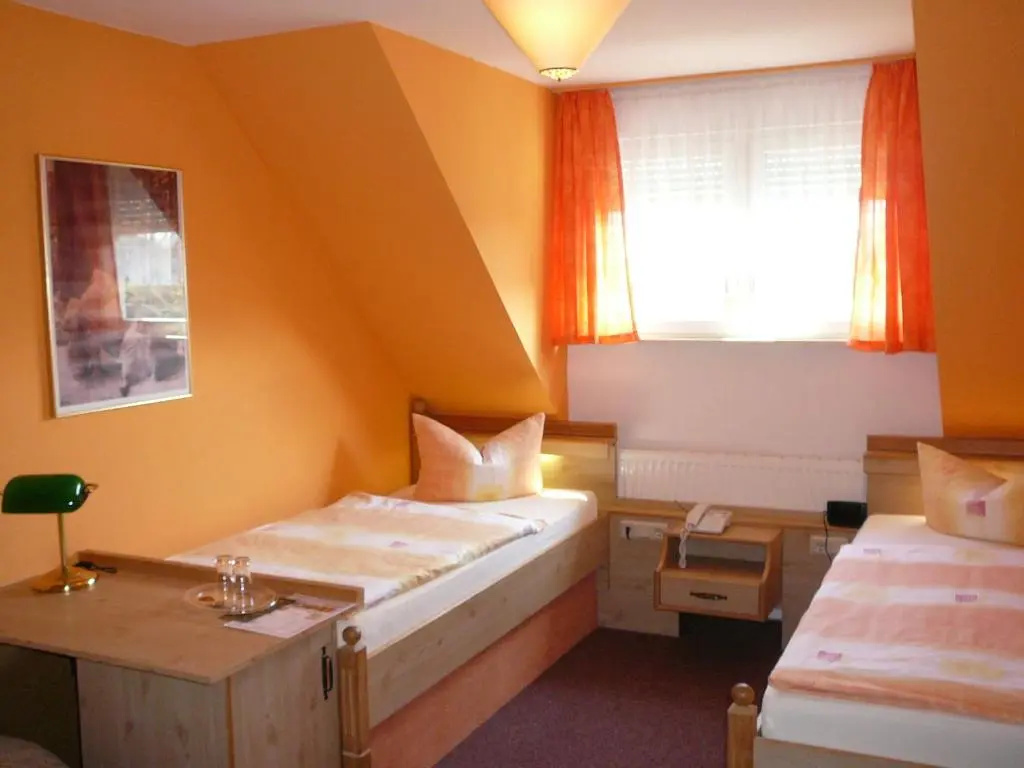 Standard Double room (twin beds)
