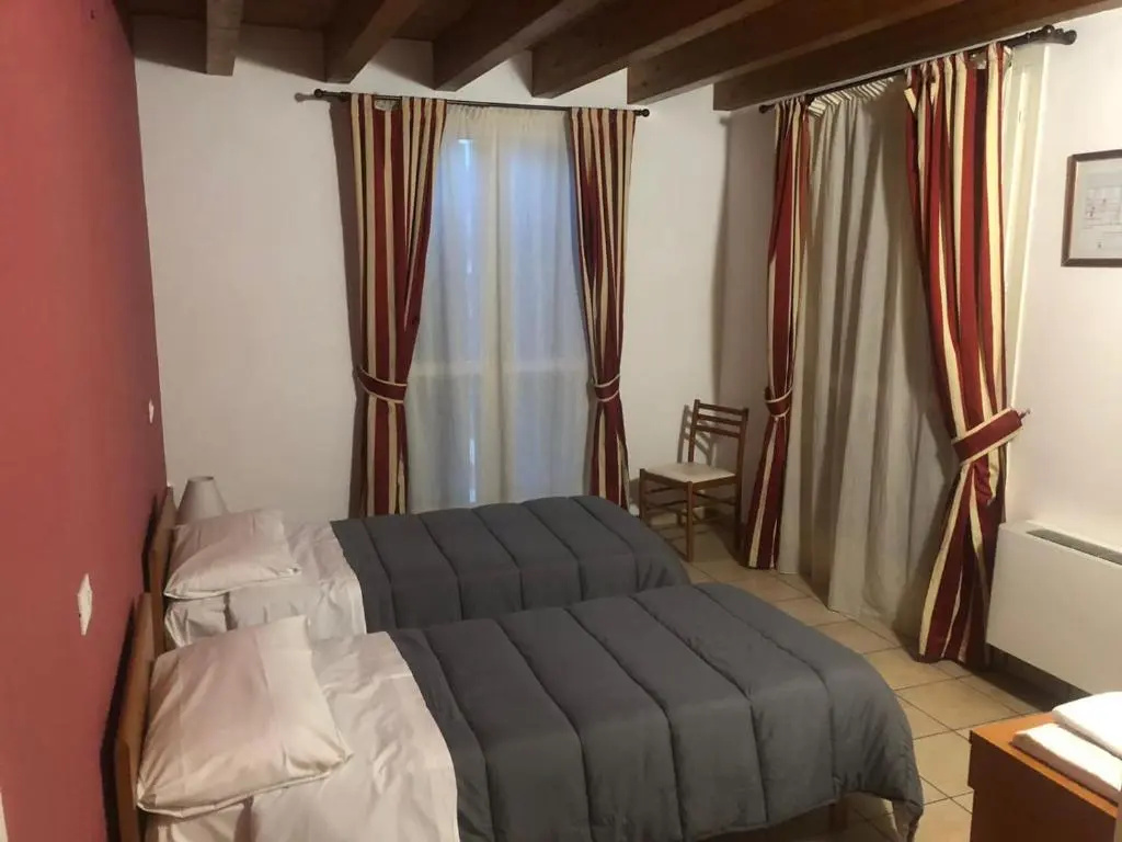 Standard Double room (twin beds)