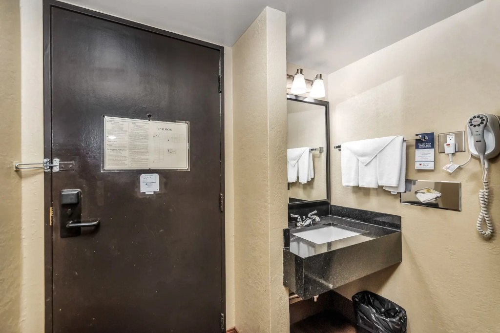 Seven Oaks Hotel Regina, SureStay Collection by Best Western - Général