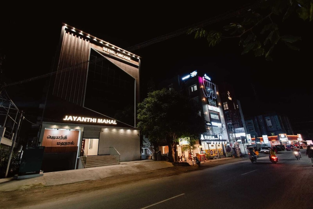 Jayanthi Mahal Residency