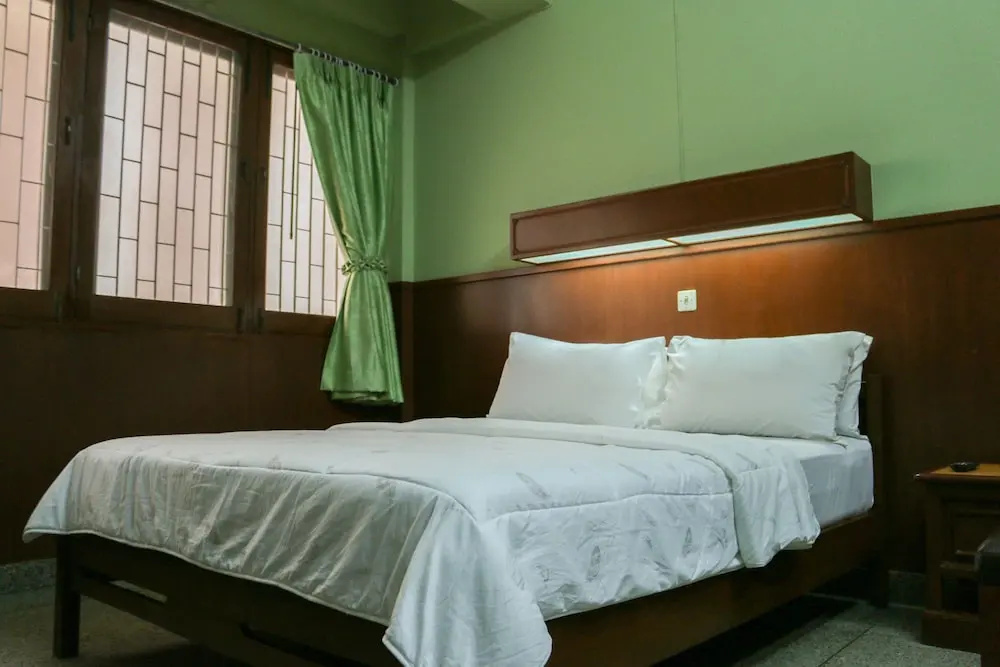 Superior Double room (full double bed)