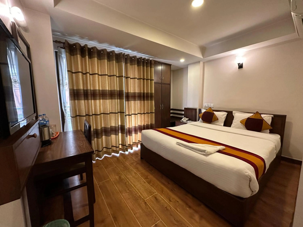 Hotel Everest Nepal — 4