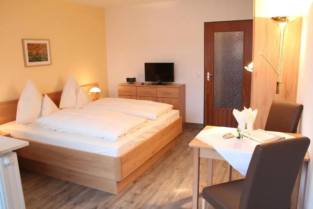 Chalet Swiss - App.Nelles - Chambres