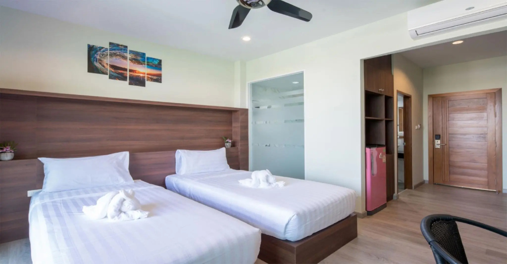 Superior Double room with pool view (twin beds)
