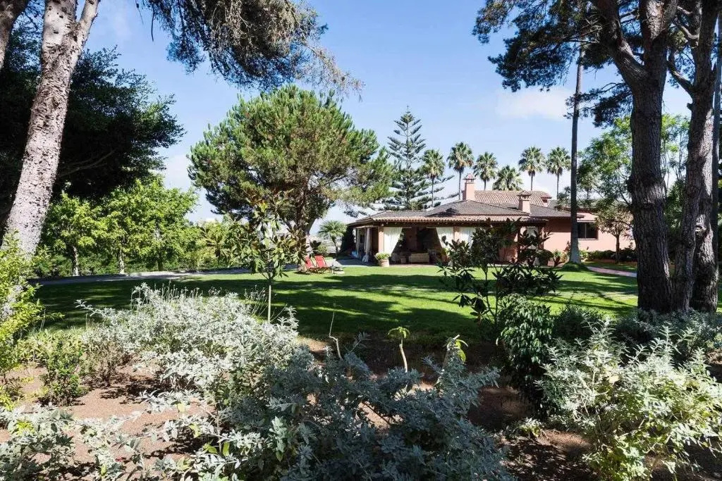 Villa