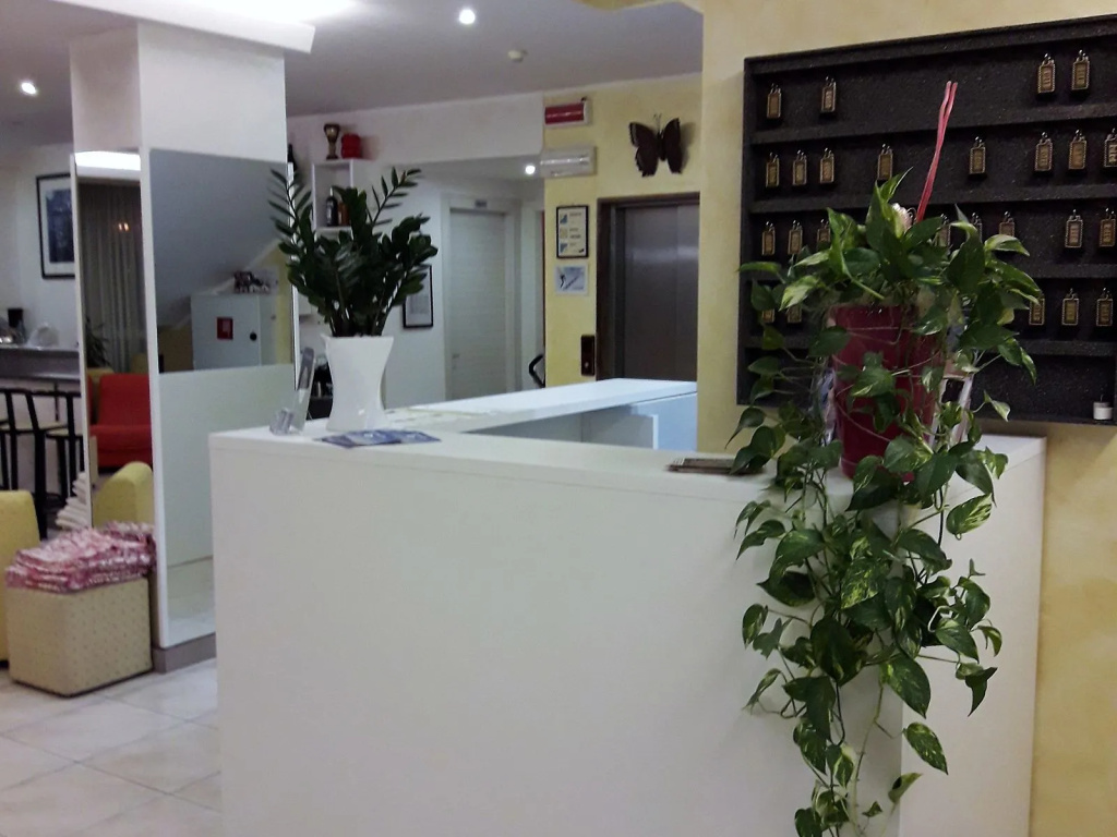 Hotel photo 2