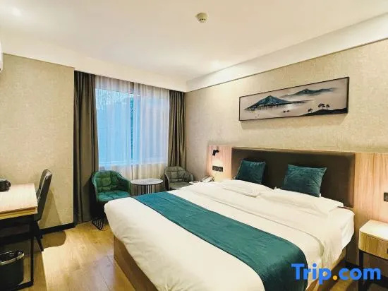 Superior Double room (full double bed)
