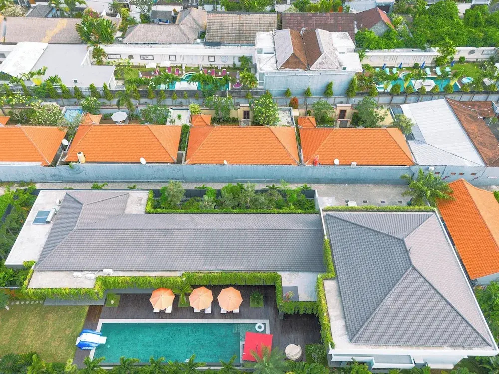 Stylish 5BR Private Villa, Central Seminyak
