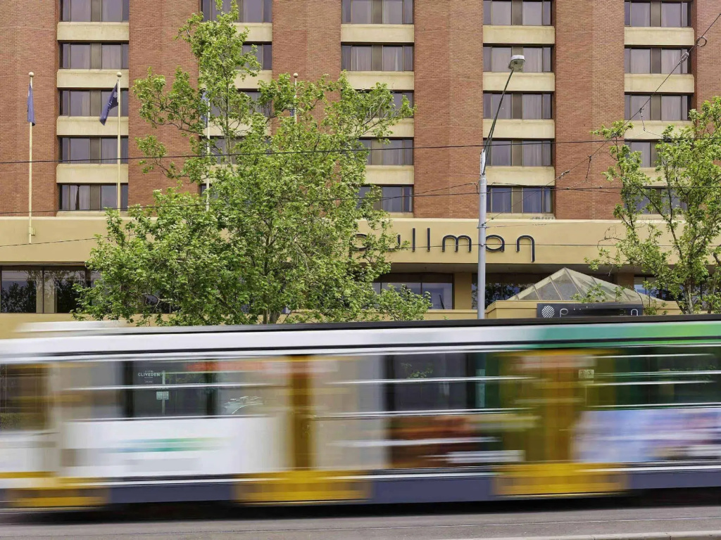 Pullman Melbourne on the Park
